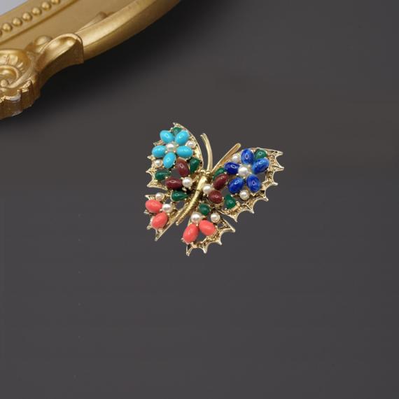 Brooch